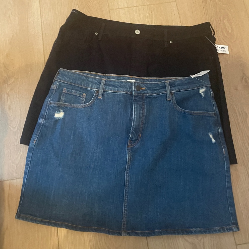Old Navy Black and Denim Mini Skirt Set